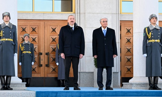 İlham Əliyevin Qazaxıstana səfəri başladı
