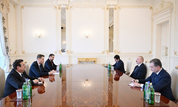 Prezident İlham Əliyev Rumıniya Senatının sədrini qəbul etdi