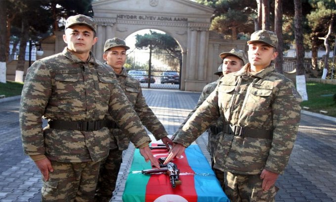 Baş nazirdən çağırışaqədər yaş həddində olan vətəndaşlarla bağlı qərar