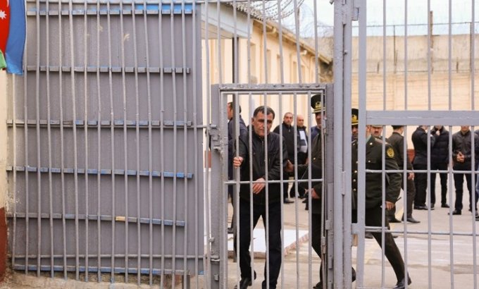 Prezident amnistiya elan olunması təşəbbüsünü irəli sürdü