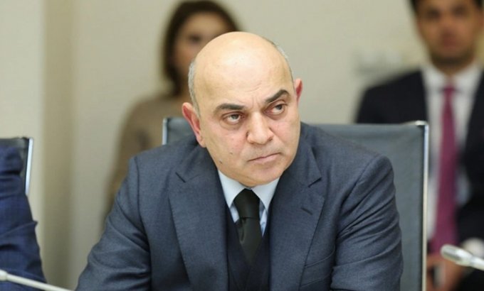 Prezident sədr müavinini vəzifədən azad etdi