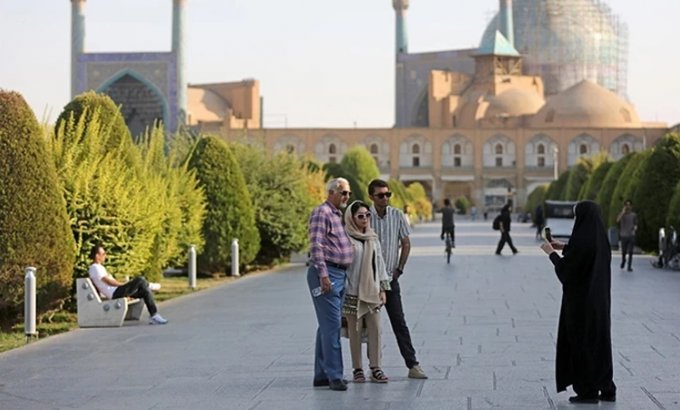 İranda turizm iflic vəziyyətə: Tur agentlikləri müflis olur