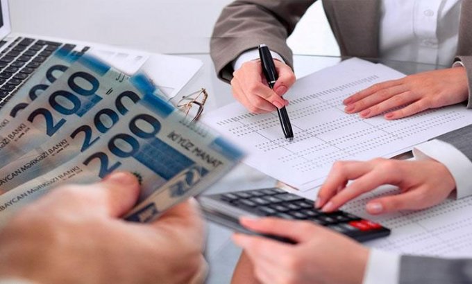 Prezident təsdiq etdi: Kimlərin maaşları artacaq?