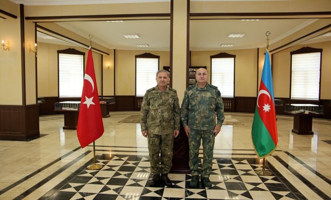 Türkiyə Ordusunun Quru Qoşunları komandanı Naxçıvana gəldi
